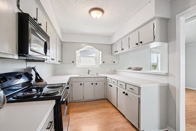 110 Mariner Road, Freeport, TX 77541