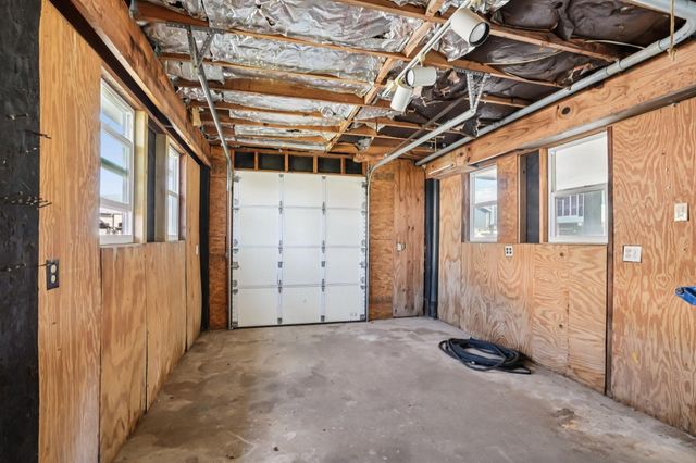 110 Mariner Road, Freeport, TX 77541