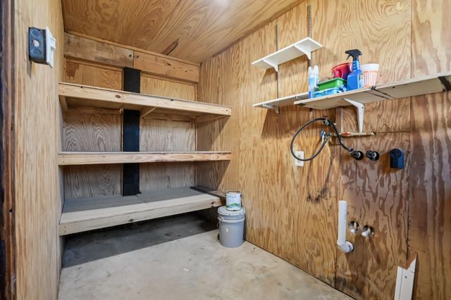 110 Mariner Road, Freeport, TX 77541