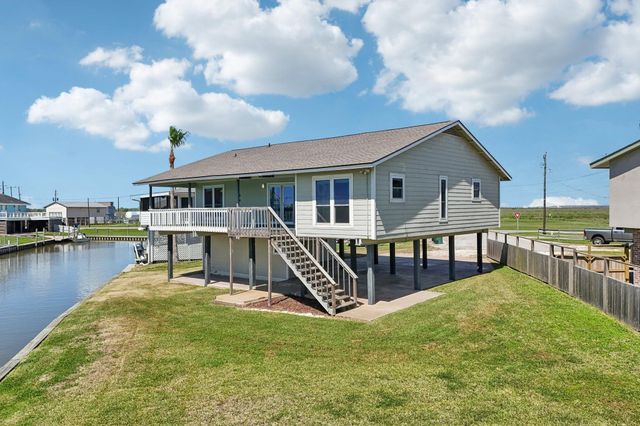 110 Mariner Road, Freeport, TX 77541