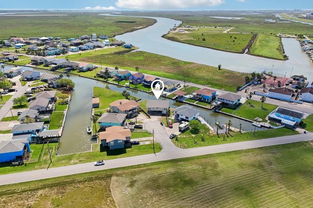 110 Mariner Road, Freeport, TX 77541