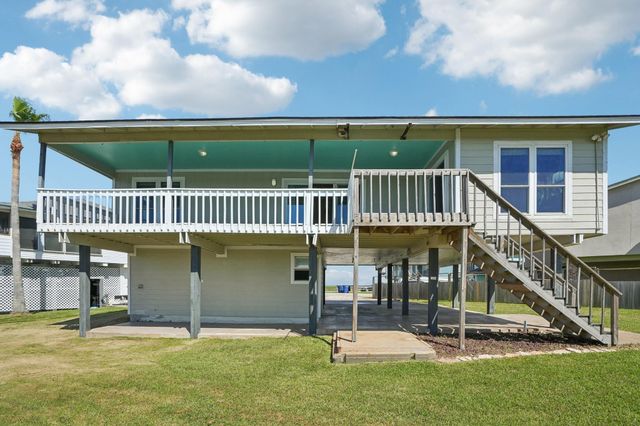 110 Mariner Road, Freeport, TX 77541