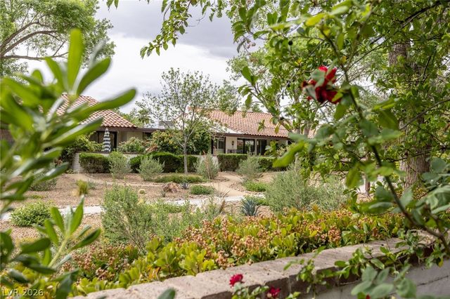 2795 San Martin Court, Las Vegas, NV 89121