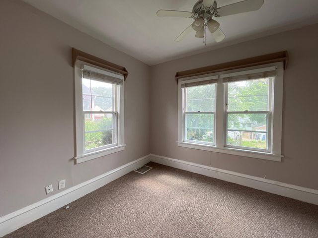 3306 Humboldt Avenue N, Minneapolis, MN 55412