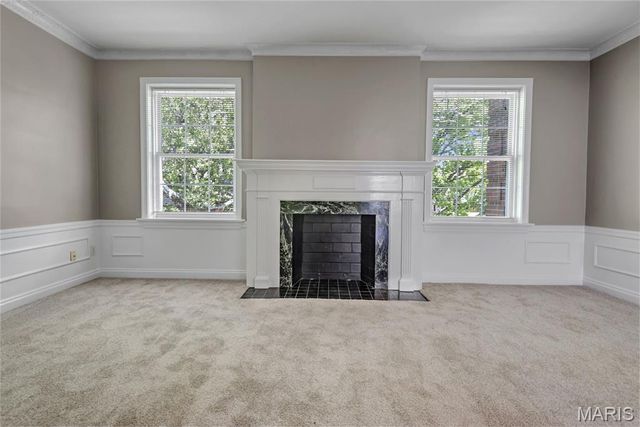 7536 Oxford Drive 3, St Louis, MO 63105