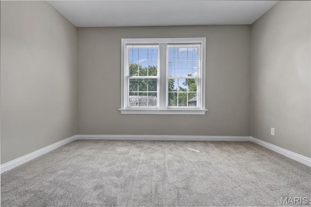 7536 Oxford Drive 3, St Louis, MO 63105