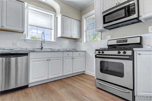 7536 Oxford Drive 3, St Louis, MO 63105