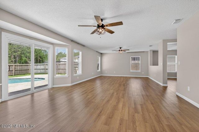 77137 COBBLESTONE Drive, Yulee, FL 32097