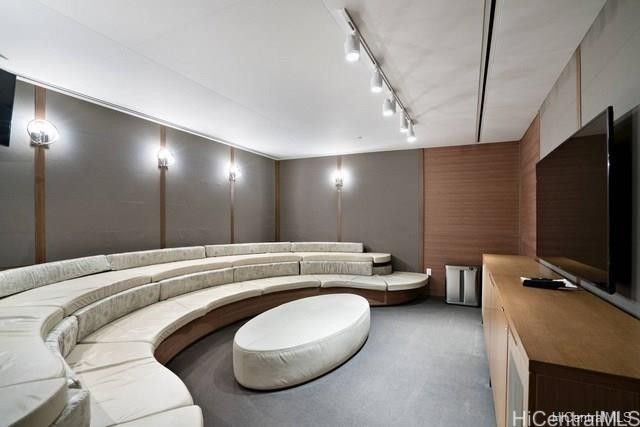 888 Kapiolani Boulevard 2805, Honolulu, HI 96813