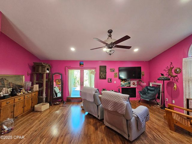 2511 Commander Road, Southport, FL 32409