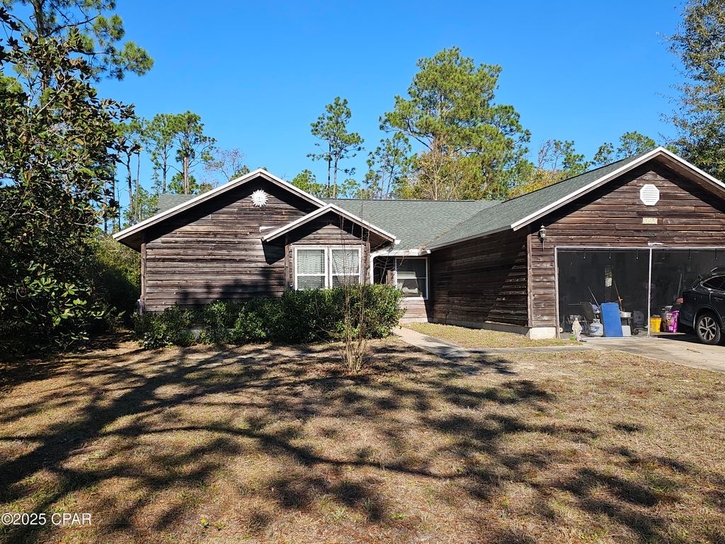 2511 Commander Road, Southport, FL 32409
