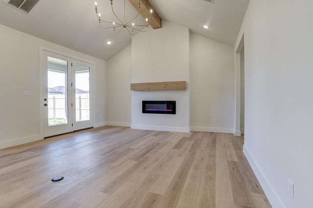 6913 13th Street, Lubbock, TX 79416