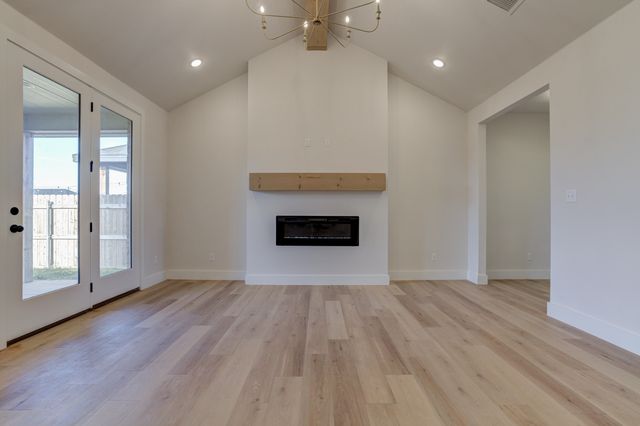 6913 13th Street, Lubbock, TX 79416