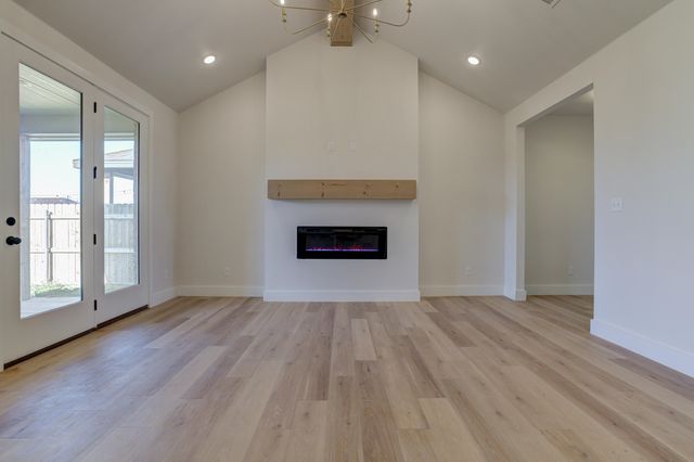 6913 13th Street, Lubbock, TX 79416