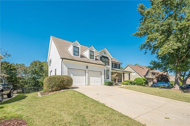 829 Valley Drive, Canton, GA 30114