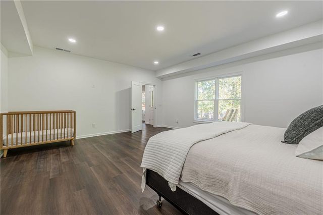 829 Valley Drive, Canton, GA 30114