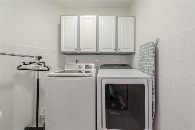 829 Valley Drive, Canton, GA 30114