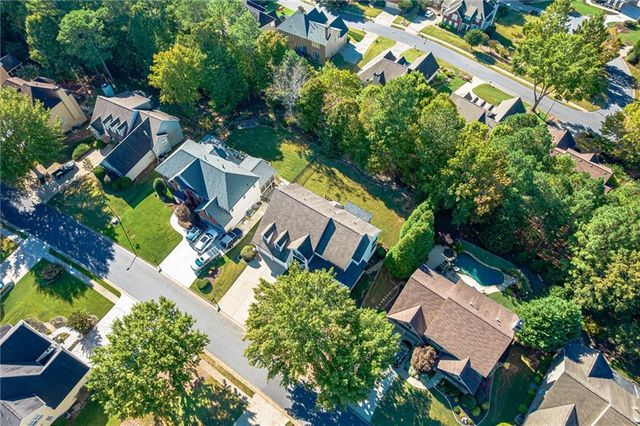 829 Valley Drive, Canton, GA 30114