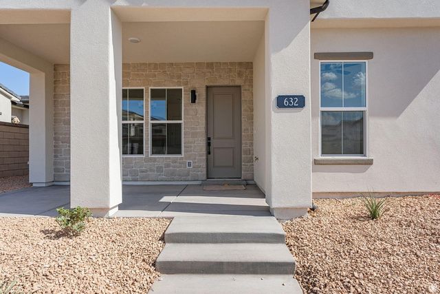 632 W EMERALD POINT DR, St. George, UT 84790