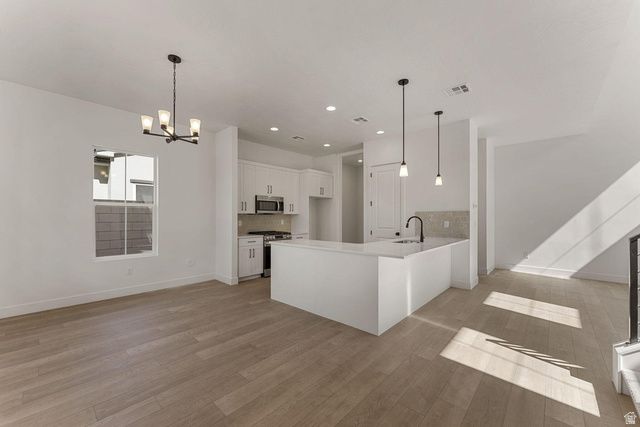 632 W EMERALD POINT DR, St. George, UT 84790