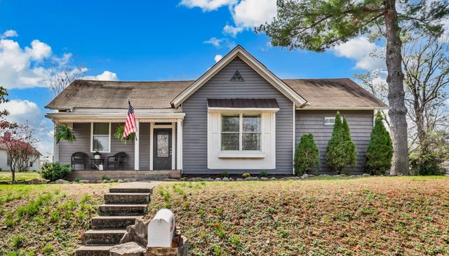1022 Clark St, Clarksville, TN 37040