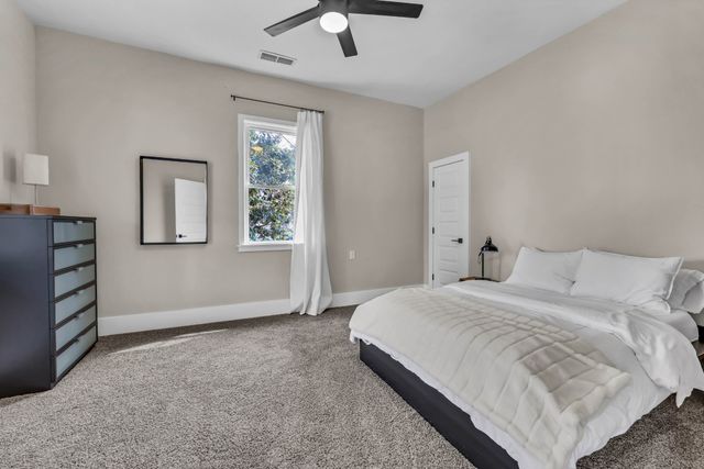 1022 Clark St, Clarksville, TN 37040