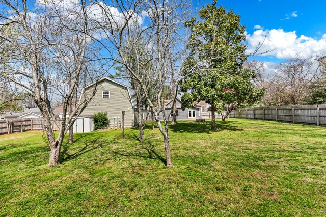 1022 Clark St, Clarksville, TN 37040