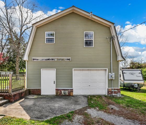 1022 Clark St, Clarksville, TN 37040