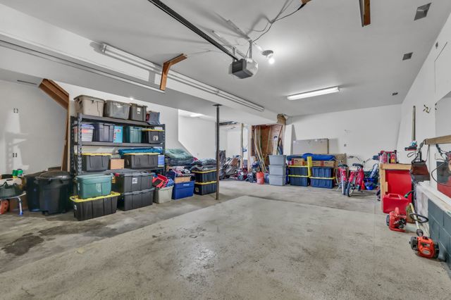 1022 Clark St, Clarksville, TN 37040