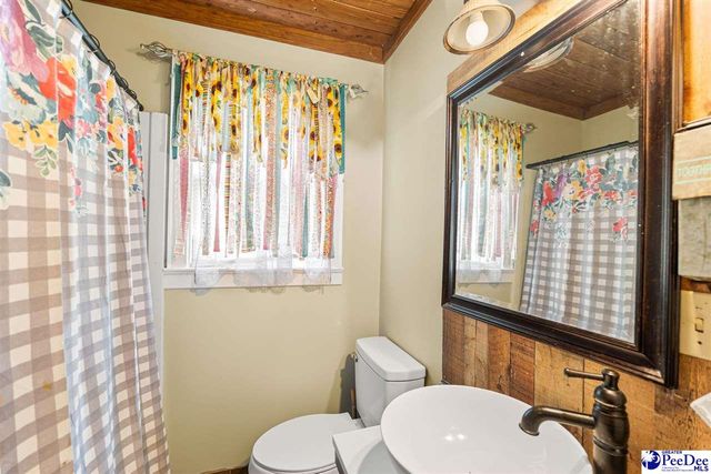 510 Hickory Street, Pamplico, SC 29583