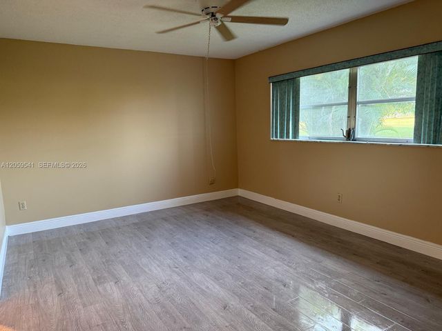 7797 Golf Cir Drive 102, Margate, FL 33063