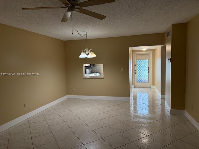 7797 Golf Cir Drive 102, Margate, FL 33063