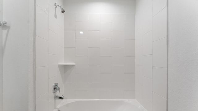 7615 Inwood Hills Lane, Houston, TX 77088