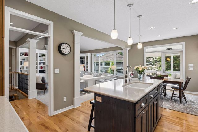 10565 Water Lily Lane, Woodbury, MN 55129