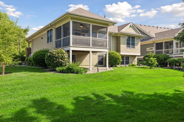 10565 Water Lily Lane, Woodbury, MN 55129