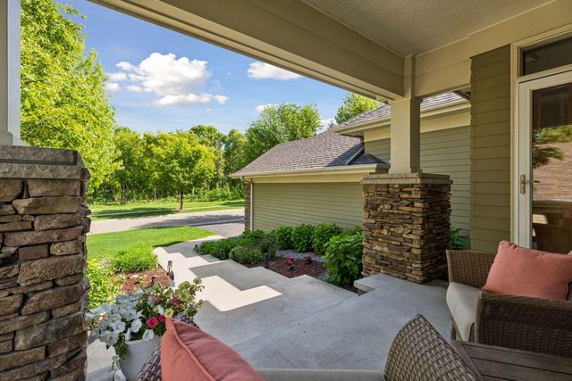 10565 Water Lily Lane, Woodbury, MN 55129