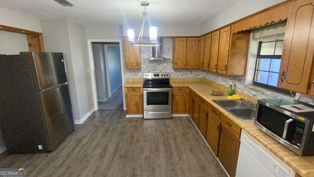 304 Morris Street, Glennville, GA 30427