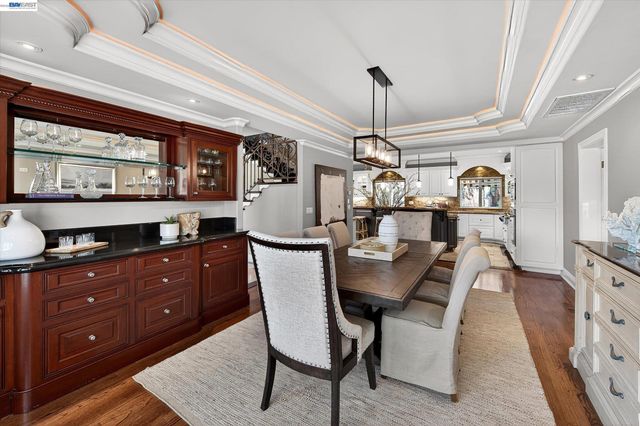2337 Grosvenor Heights Ct, Livermore, CA 94550