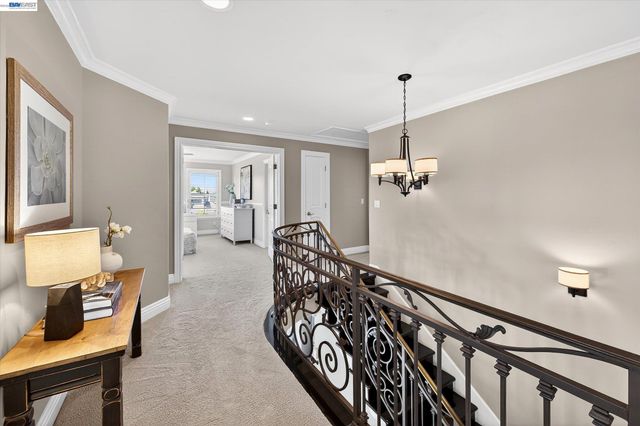2337 Grosvenor Heights Ct, Livermore, CA 94550