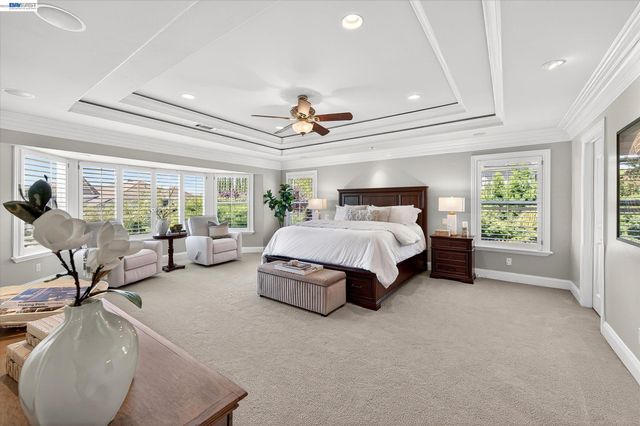 2337 Grosvenor Heights Ct, Livermore, CA 94550
