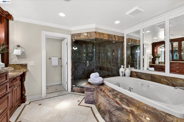 2337 Grosvenor Heights Ct, Livermore, CA 94550
