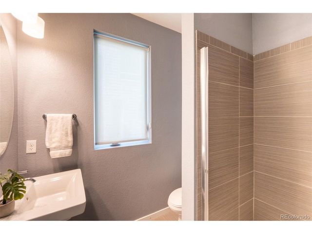 3425 Larimer St 107, Denver, CO 80205