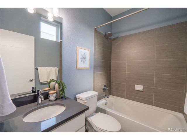 3425 Larimer St 107, Denver, CO 80205