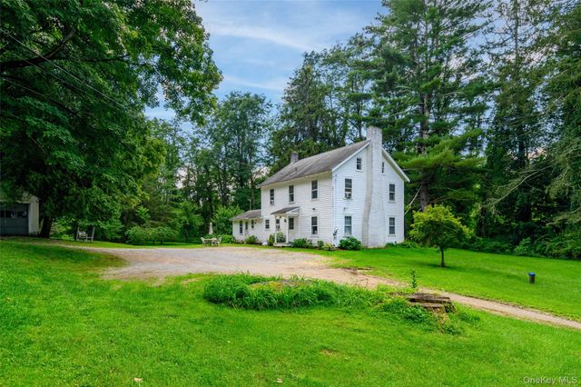 264 Quaker Hill Road, Pawling, NY 12564