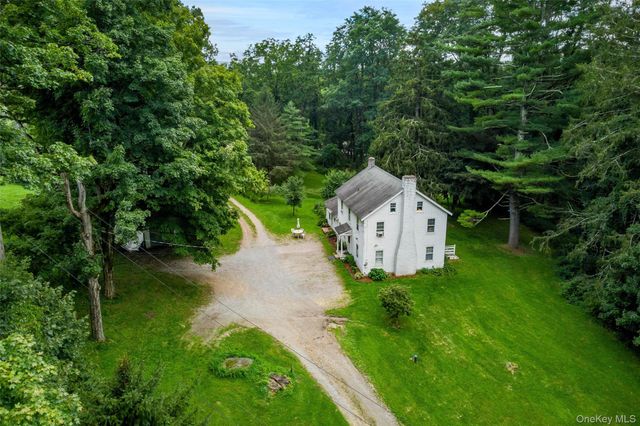 264 Quaker Hill Road, Pawling, NY 12564