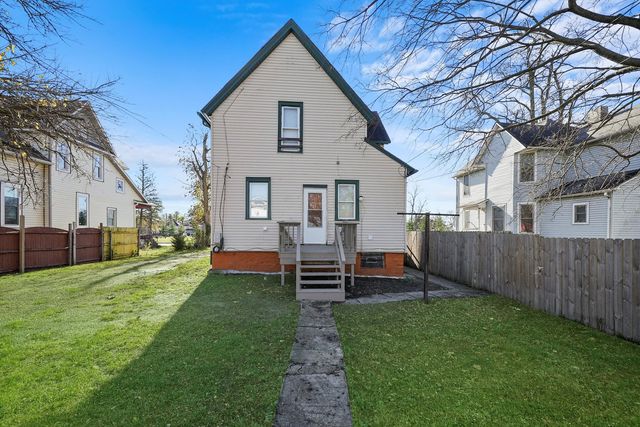 1095-1097 E Merchant Street, Kankakee, IL 60901
