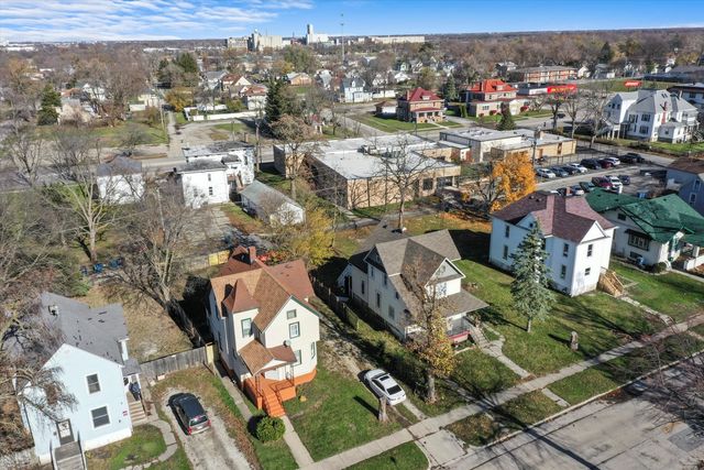 1095-1097 E Merchant Street, Kankakee, IL 60901