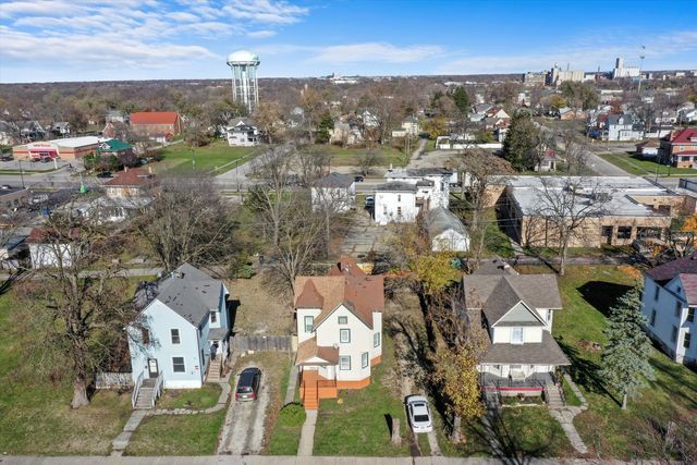 1095-1097 E Merchant Street, Kankakee, IL 60901