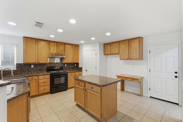 8441 Felton Crest Way, Elk Grove, CA 95624