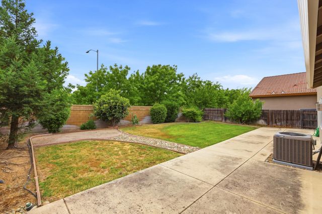 8441 Felton Crest Way, Elk Grove, CA 95624